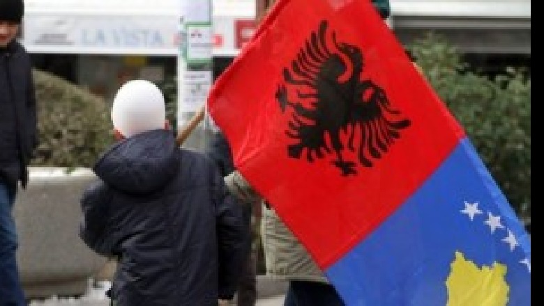 Kosova dhe Shqipëria arrijnë marrëveshje: A do të hiqet Roamingu në qershor?