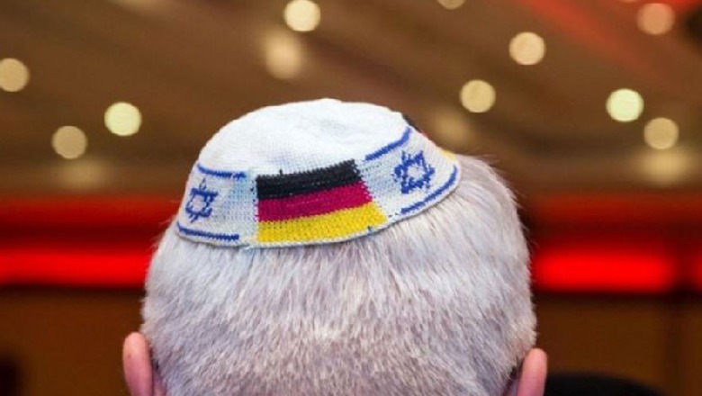 Izraelitët në Gjermani paralajmërohen të mos mbajnë kapele, reagon presidenti Rivlin