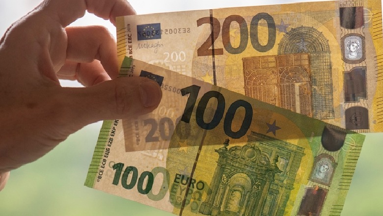 Hyjnë në qarkullim kartomedhat e reja 100 dhe 200 euro, nga sot të pafalsifikueshme