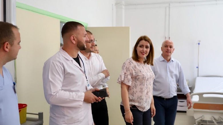 Manastirliu inspekton spitalin e ri të kirurgjisë në Sarandë: Standard i ri shërbimi për qytetarët