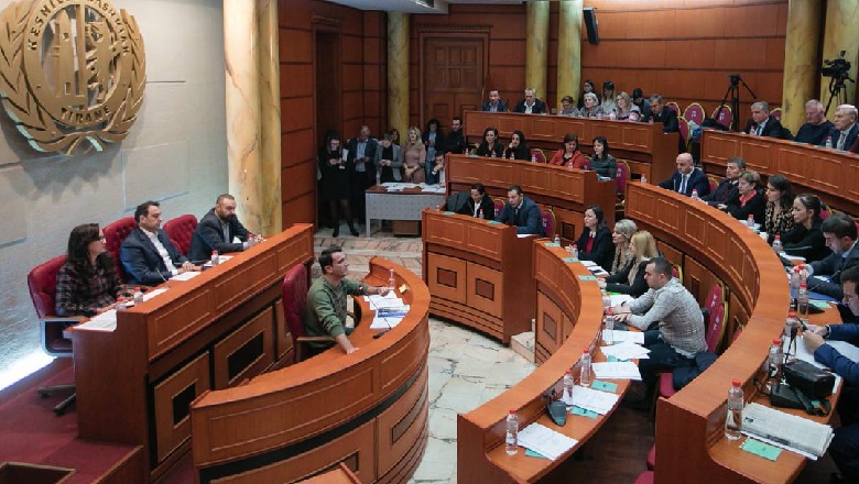 Përfundon numërimi/ Si ndahen anëtarët e Këshillave bashkiak në gjithë Shqipërinë