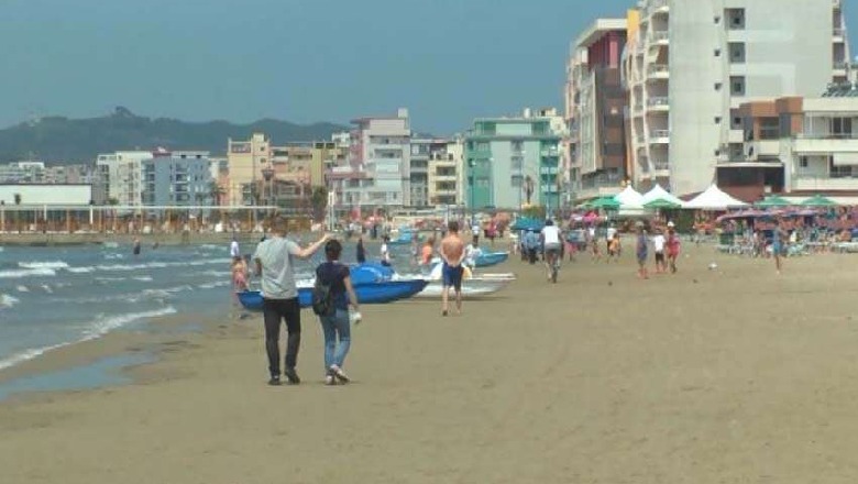 Durrës/ U fut në det, ndërron jetë turisti boshnjak