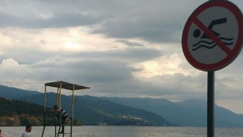 Në liqenin e Ohrit ndalohet noti për pushuesit /ARSYEJA që të gjithë duhet ta lexoni