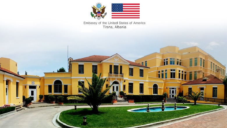 Njoftim i rëndësishëm nga Ambasada Amerikane për të gjithë turistët: Mos e prisni biletën, nëse...