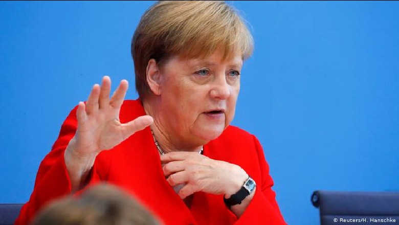 Merkel kritikon qëndrimet raciste të presidentit Trump