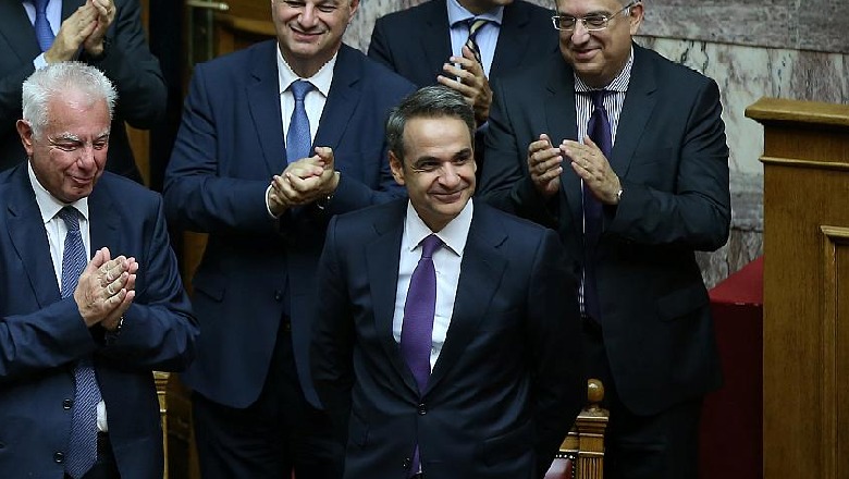 Greqi, qeveria e Kyriakos Mitsotakis merr besimin nga Parlamenti