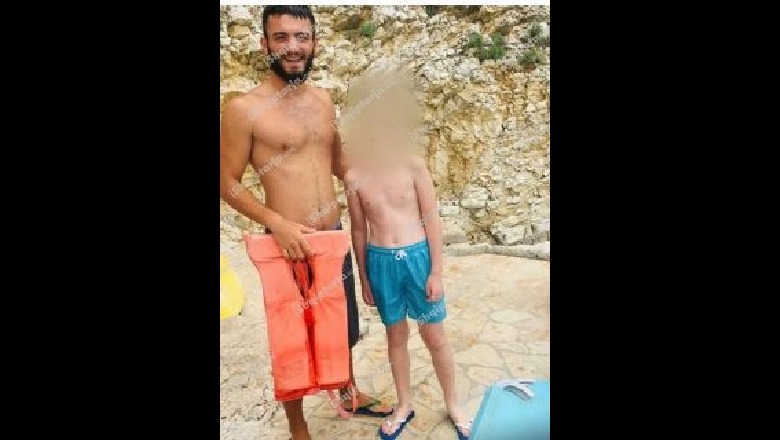 Moti i keq/ Shpëtohen babë e bir në Vlorë, vrojtuesi: Djali mezi po qëndronte në sipërfaqe (FOTO)