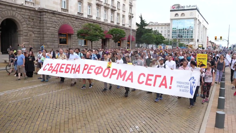 Sofie, protesta kundër emërimit e Ivan Geshev si Prokuror i Përgjithshëm i Bullgarisë