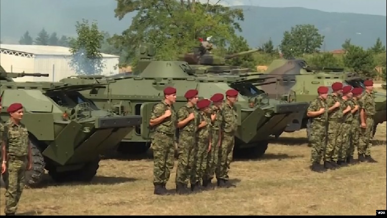 Rumania e bllokon, Hungaria lejon kalimin e dërgesës ushtarake ruse për Serbinë