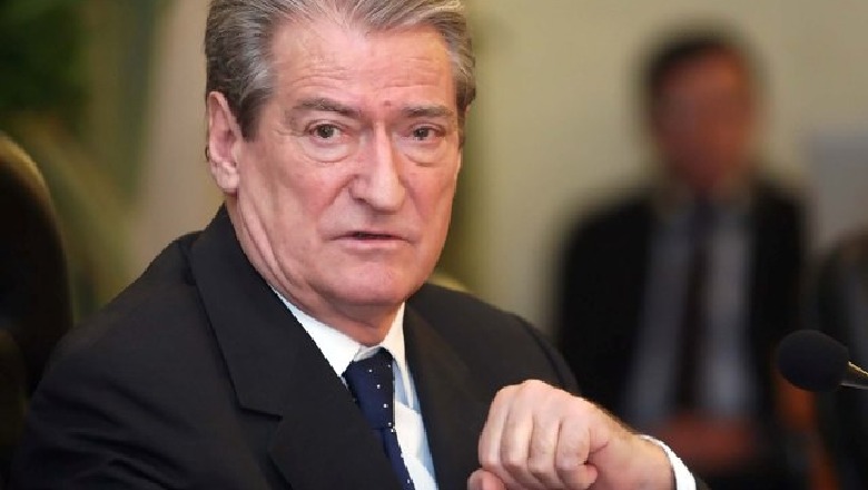 Ish-kryeministri Sali Berisha