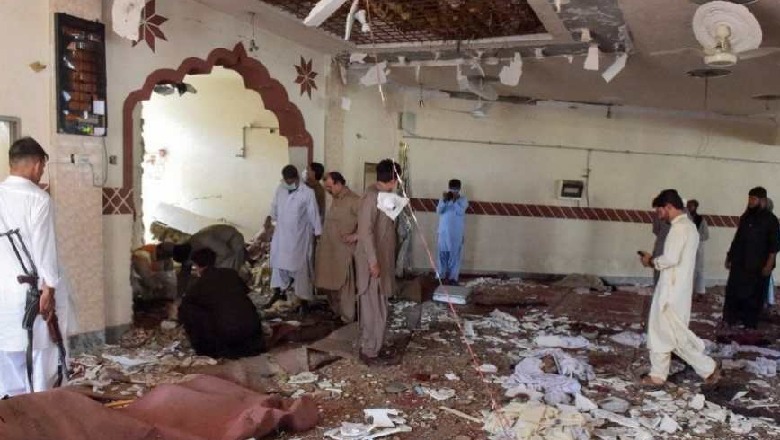 Pakistan, 4 të vdekur dhe 20 të plagosur nga shpërthimi në një xhami