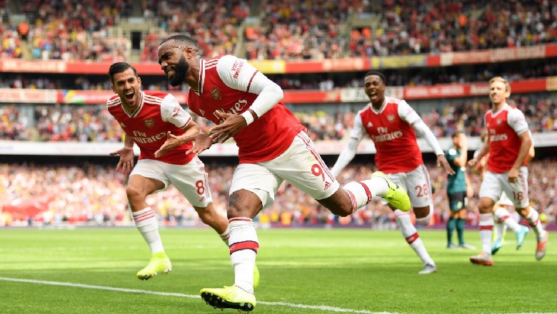 Lacazzette dhe Aubameyang, ‘bomberat’ i japin fitoren Arsenal në javën e dytë të ‘Premier League’