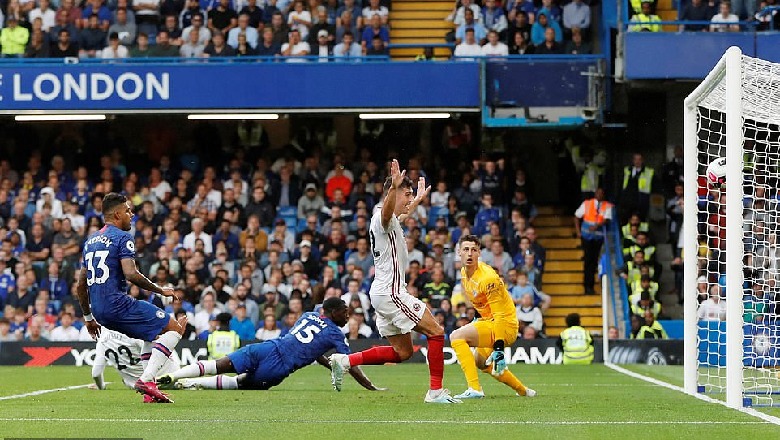 Chelsea-s i ikin nga duart dy pikë në minutat e fundit, City 'poker' kundër Brighton