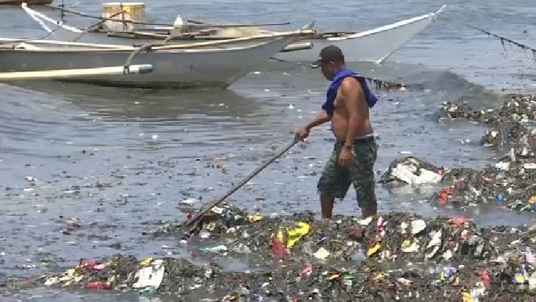 Filipine, 1 kg oriz në këmbim të 1 kg plastikë grumbulluar në detin e ndotur