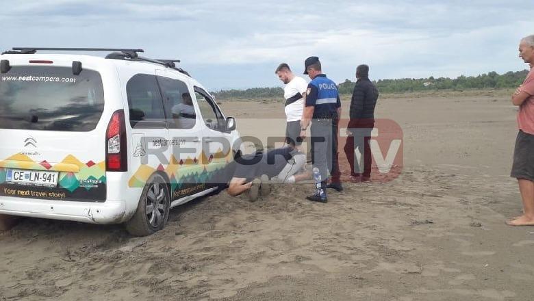 Divjakë- U futën me makinë mes për mes plazhit, bllokohet çifti i turistëve austriakë