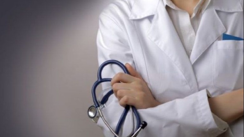 Ministria e Shëndetësisë shpall procedurat e pranimit për mjekë të përgjithshëm dhe specialistë/ HAPAT
