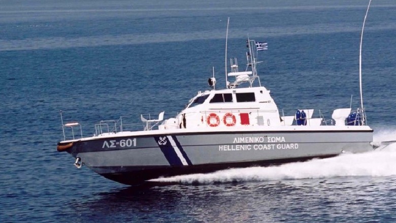 Policia greke aksion në ishullin e Skopelos, dyshohet se fshihen trafikantë shqiptarë! Zbulohen në shpellë 1 ton kanabis