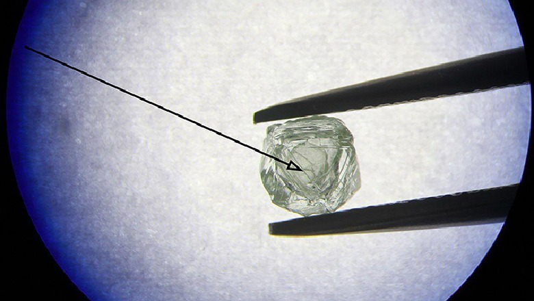 Zbulohet për herë të parë 'Matryoshka'... dy diamantë në një (FOTO)