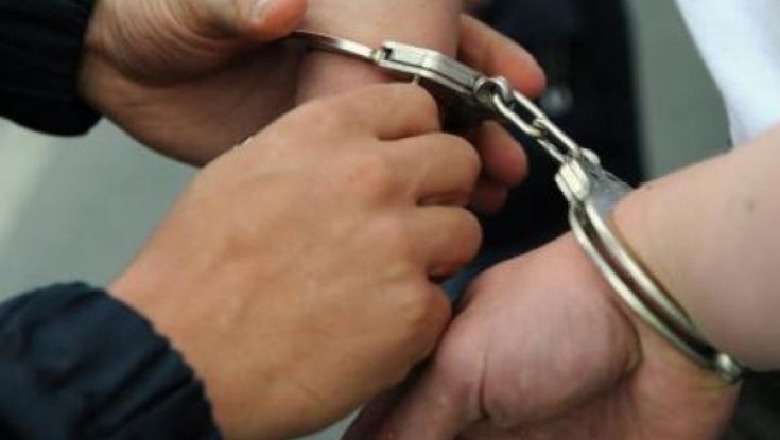 'Bëri kërdinë' te disa institucione në Durrës, arrestohet i sapo daluri nga burgu 