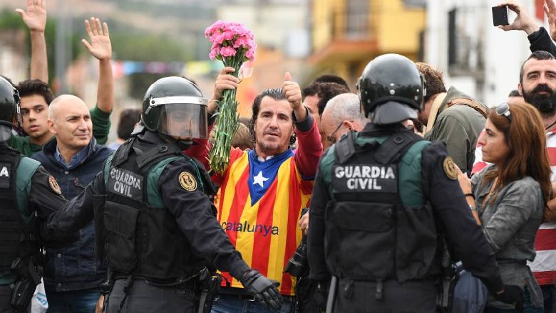 Katalonja, përleshje dhe trazira, mbyllet ‘Sagrada Familia’