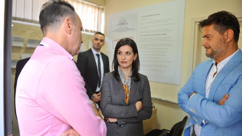 Ndihmë juridike falas në çdo qark/ Gjonaj përuron qendrën e Elbasanit: Shërbime për çdo nevojtar