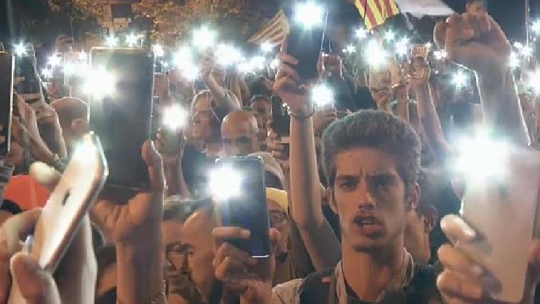 Barcelona në ditën e shtatë të protestave, frikë nga përplasja e grupeve pro dhe kundër pavarësisë së Katalonjës