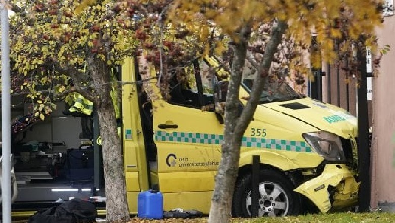 Norvegji, vjedh një ambulancë dhe shkon me shpejtësi drejt këmbësorëve, disa të plagosur, hetohet për terrorizëm (VIDEO)