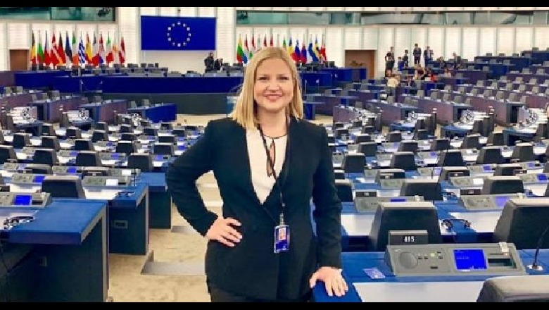 Eurodeputetja shqiptare kritika të forta Macronit: Jam e zhgënjyer! Duhet vepruar shpejt në Ballkan