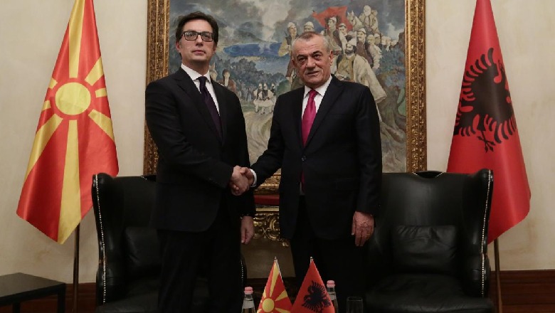 Pendarovski: Të mbështesim njeri-tjetrin për integrimin! Ruçi: Të zbatohet marrëveshja e Ohrit për shqiptarët