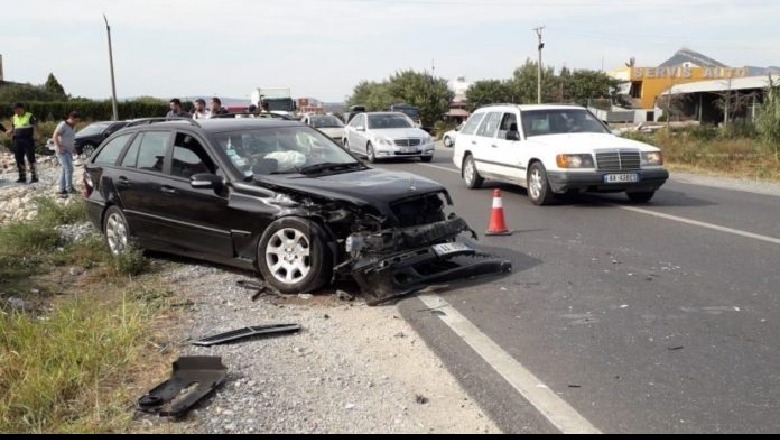 Makina bëhet 'copë' në Laç, tre të plagosur sillen me urgjencë tek Trauma! Aksident edhe në Tiranë, autobusi përplas 77-vjeçarin