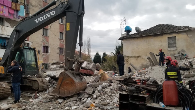 TRAGJEDI/ 50 viktima nga tërmeti! Forcat e kërkim-shpëtimit tre ditë operacione nën rrënoja (VIDEO) - Shqiptarja.com