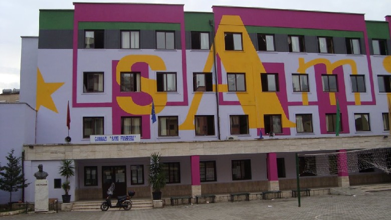 Tiranë/ Tërmeti shemb tavanin e gjimnazit 'Sami Frashërit', mësimi i pamundur të zhvillohet 