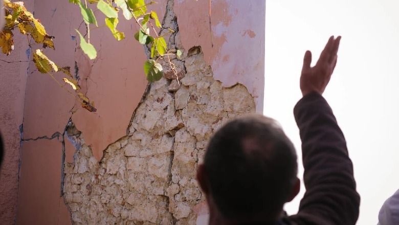 MOBILIZIMI/ Rama: Viti i Ri s'duhet të gjejë asnjë rrënojë të papastruar! Basha në qendrën humanitare tek Unaza e Re
