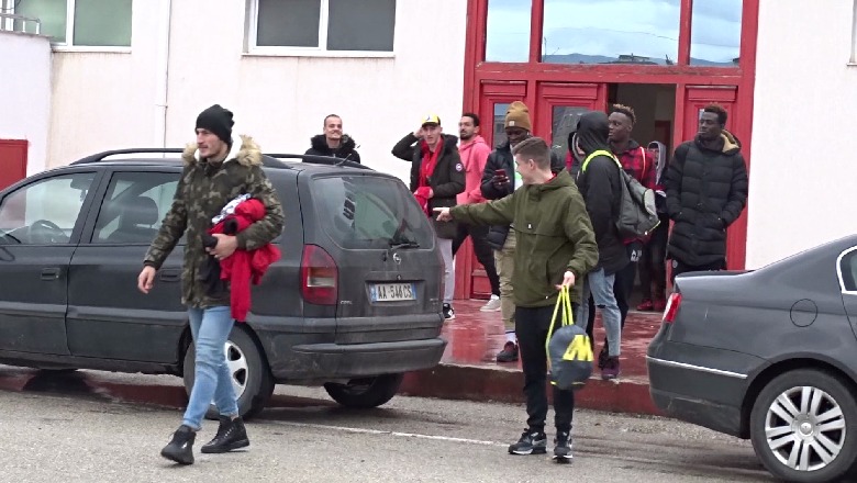 Revoltë në Korçë! Presidenti s'u jep rrogat, Skënderbeu bojkoton stërvitjen