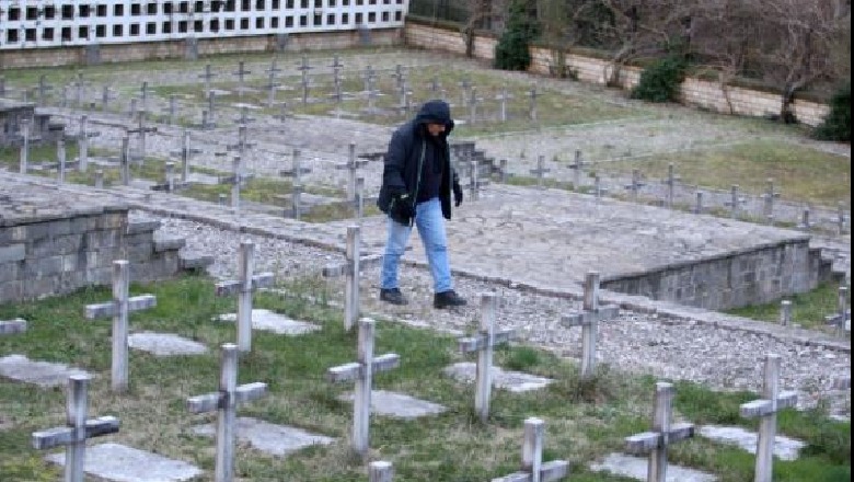 Shpronësohet toka për ndërtimin e varrezave greke në Këlcyrë