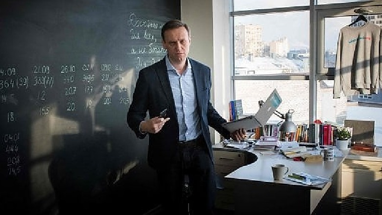 Rusi, policia në zyrat e opozitës, arrestohet kryeopozitari Aleksei Navalny, kishte denoncuar rrëmbimin e një opozitari aleat