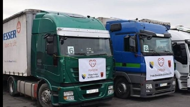 Bosnja nis autokolonën me 300 ton mallra për të prekurit nga tërmeti i 26 nëntorit