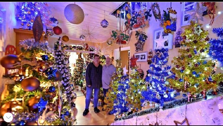 Çifti kthen shtëpinë në parajsë festash, zbukurojnë plot 350 pemë të Krishtlindjes