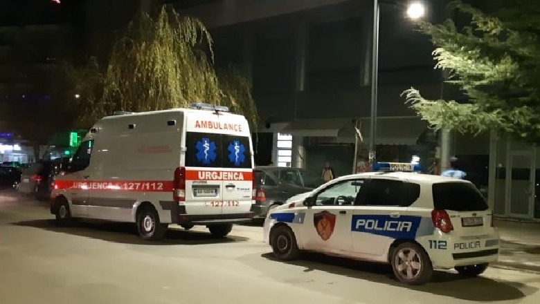Tepelenë- Pas debatit me babanë, 23-vjeçari merr thikën e bukës dhe e qëllon! Arrestohet nga policia