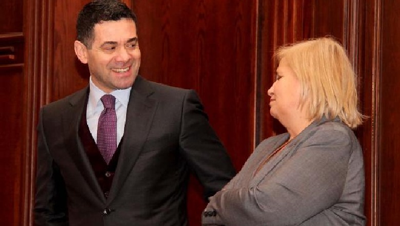 Arben Ahmetaj renditet krah ministrave në Kuvend, Milva Ekonomi merr postin e kreut të Komisionit të Ekonomisë