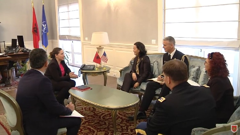 Xhaçka pret ambasadoren e SHBA: Do të fuqizojmë bashkëpunimin në fushën e Mbrojtjes