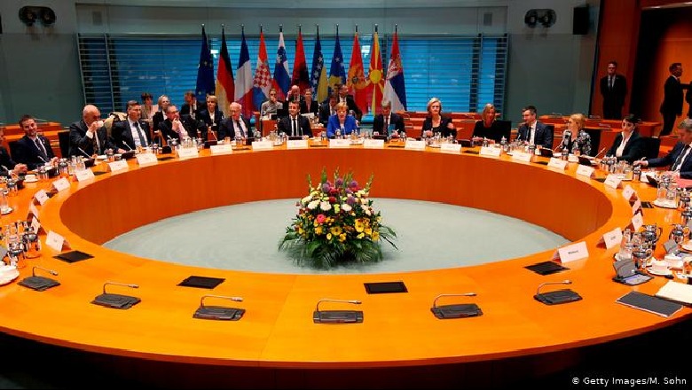 Komisioni Europian paraqet sot strategjinë re, si do të jetë perspektiva e mëtejshme e zgjerimit të BE