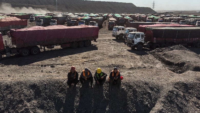 Frika nga koronavirusi, një tjetër eksportues i kthen 'shpinën' Kinës: Pezullohen ngarkesat e qymyrit 