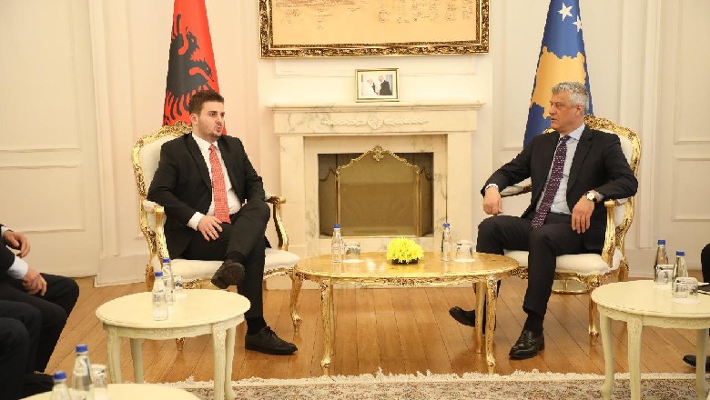 Cakaj zhvillon vizitën e parë zyrtare si ministër i Jashtëm në Kosovë: Kufiri mes dy vendeve të hiqet menjëherë! Batuta me Kurtin
