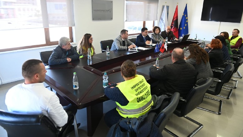 Porti i Durrësit: 8 mjekë kontrollojnë udhëtarët që vijnë nga Italia