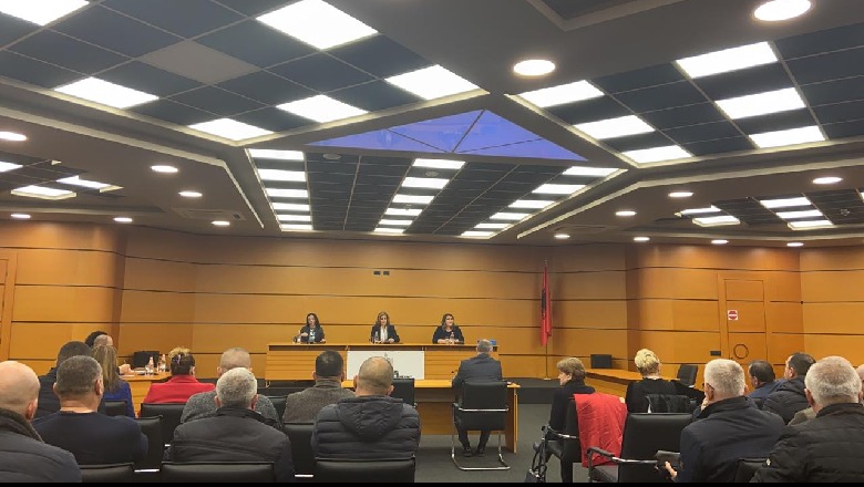 Vettingu merr goditjen e parë, Gjykata Europiane pezullon funksionimin në Poloni! Pritet gjykimi i rasteve nga Shqipëria
