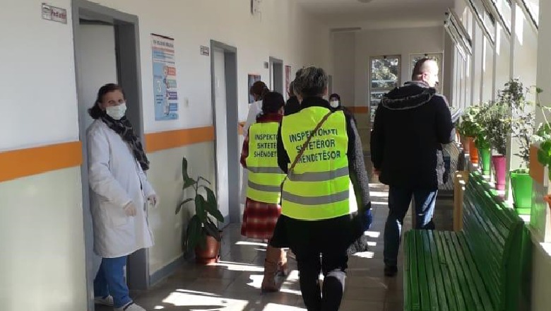 Masat ndaj koronavirusit/ ISHSH nis kontrollet: 43 inspektime në Tiranë e Durrës, bllokohet dhe gjobitet një fasoneri në Vlorë