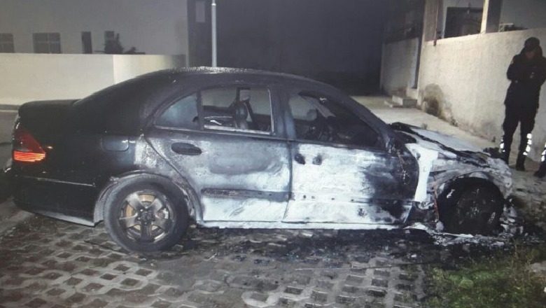 Zjarrvënie e qëllimshme, shkrumbohen tre automjete në Tiranë