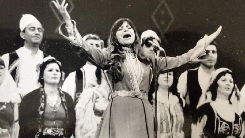 Teatri i Operës kujton Vaçe Zelën, 