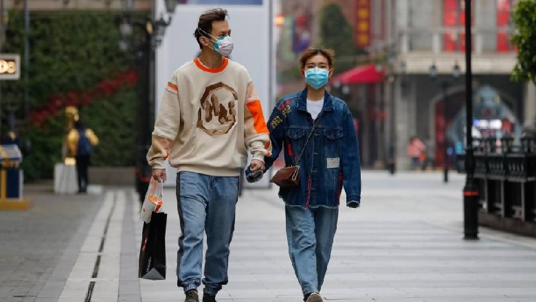 Koronavirusi, pas 76 ditësh në izolim hapet Wuhan. Në Kinë 62 raste infeksioni të importuara dhe dy vdekje
